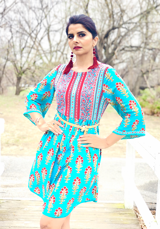 Indian model and blogger Aakansha Saharan in a blue dress