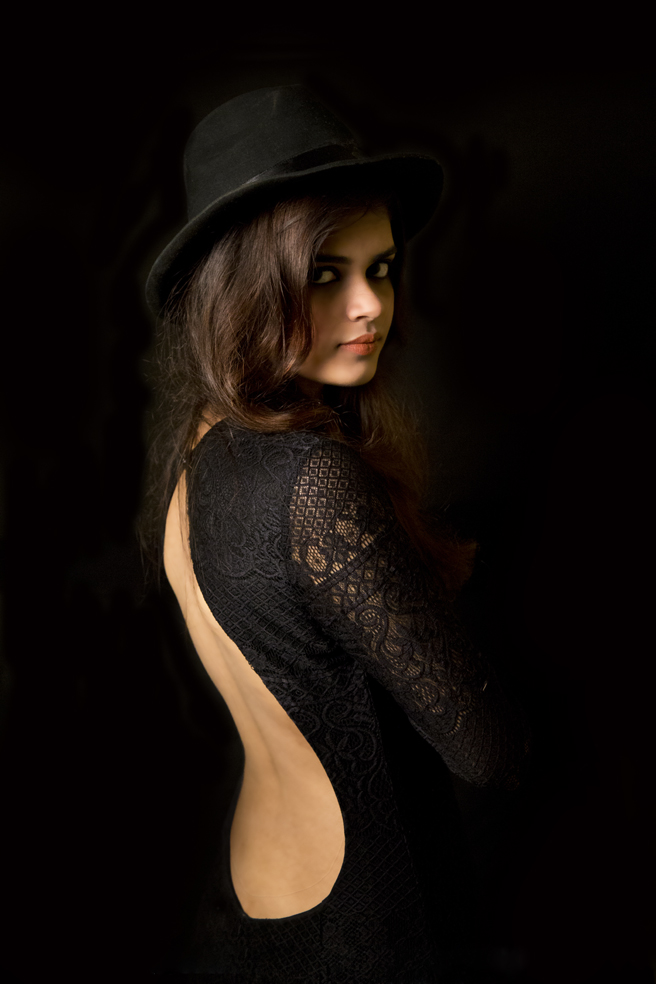 Indian model Mahima Singh wearing a gorgeous black dress | India models