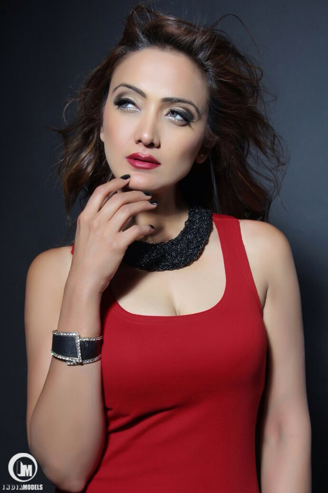 Stunning Indian model fashion photoshoot